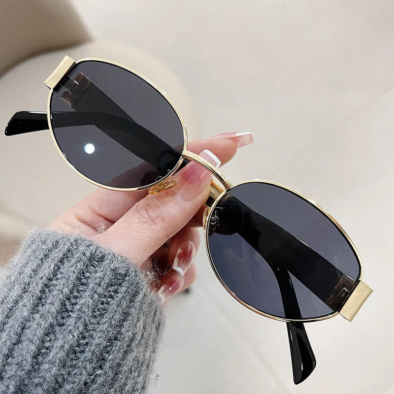 LuxOva™ – Retro Oval Sunglasses